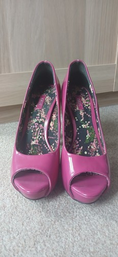 Beautiful raspberry patent - beautiful,