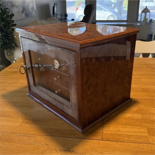 Thomas jeffors wood cigar - thomas,