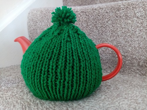 Hand knitted tea cosy - ,, fits