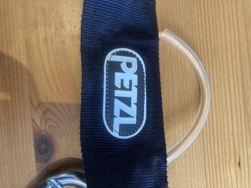 Petzl climbing harness - climbing,