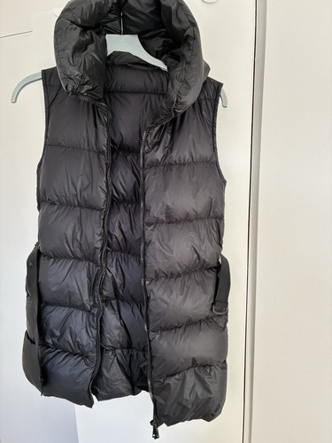 Authentic moncler black down - black,