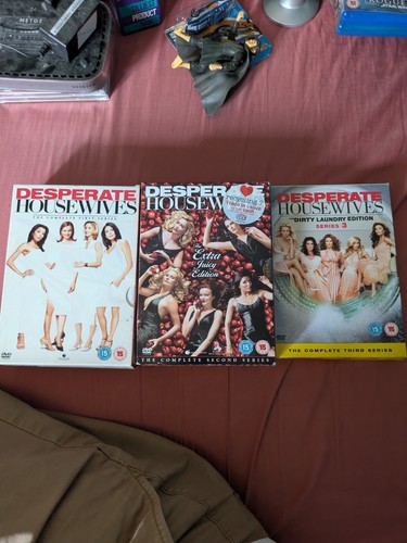 Desperate housewives dvd box - desperate,