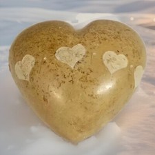 Very Nice  Heart Paperweight