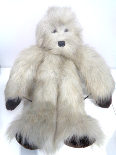 Woodland kennel puppet large - puppet,