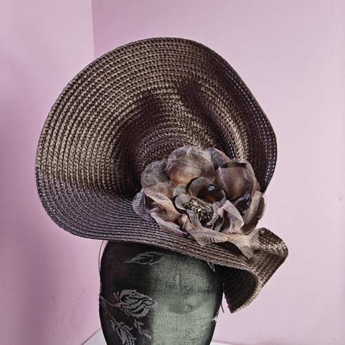 Dark brown large straw - brown,