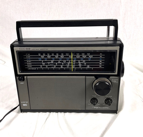 Vtg realistic radio - radio, shack