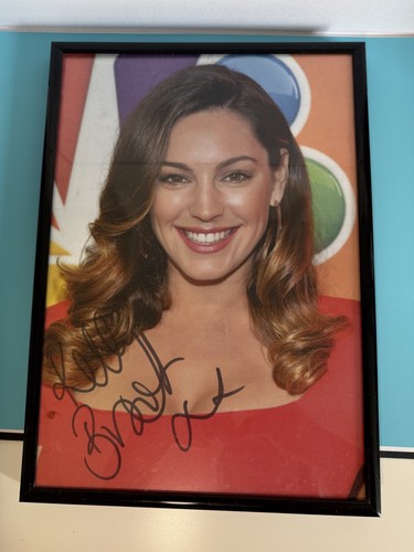Kelly brook hand signed - kelly, signed**