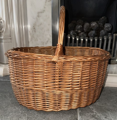 Vintage traditional wicker - traditional,