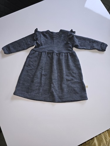 Baby girl dresses months - 6-9,