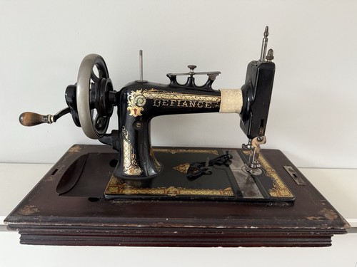 Vintage hand cranked defiance - vintage,