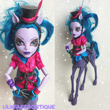 10" 2014 Monster High Avea
