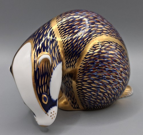 Royal crown derby - royal, paperweight
