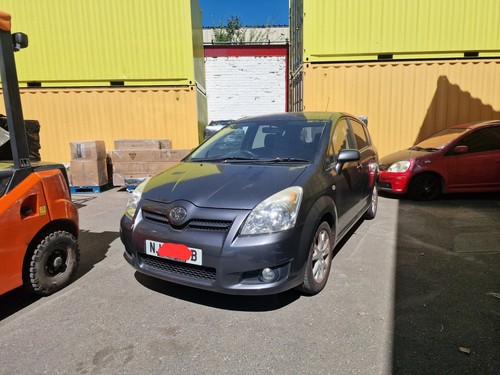 Toyota corolla verso 8 - corolla,