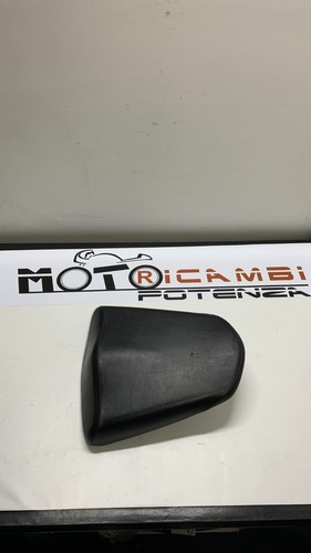 Rear passenger seat - rear, saddle