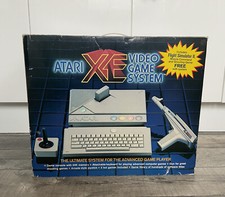 Atari XE Video Game System Console 1987, Boxed, Games Light Gun RARE