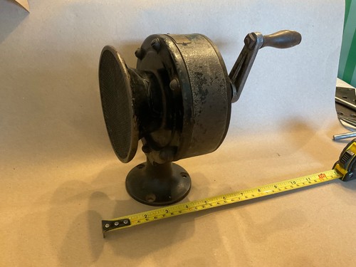 Vintage trench hand gas klaxon - vintage,