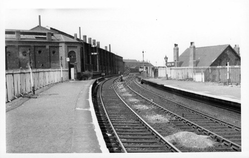 Dunstall park train station - park,