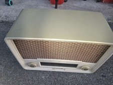 Radio Rentals Model 238 Valve Radio   Rare Light Green  has Fm