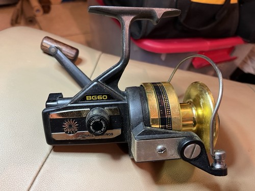 Vintage daiwa bg60 black - daiwa,
