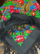 Russian Pavlovo Posad Shawl