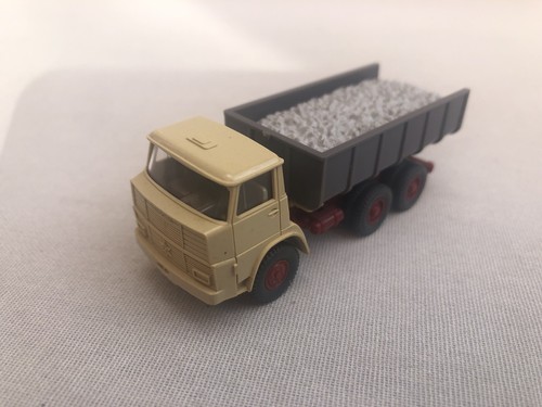 Wiking 645 scale henschel - scale,