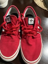 Adidas  la marque aux 3 bandes