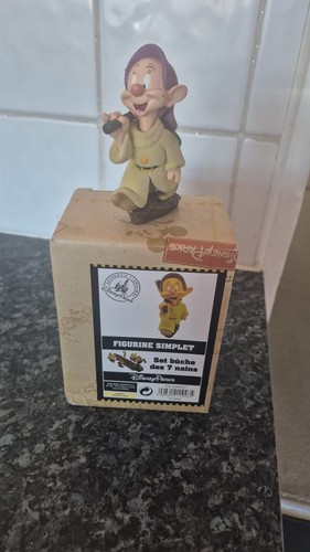 Disney off the mines figurine - off,