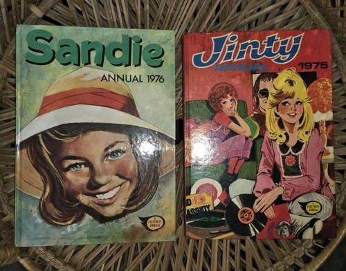 Vintage annual bundle sandie - vintage,
