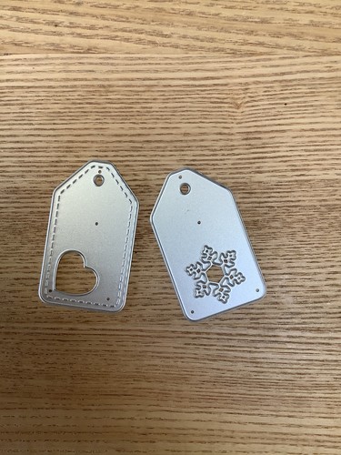 Tag cutting dies paper