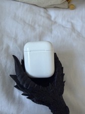 Apple AirPods 2nd Generation