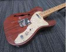 SQUIER Classic Vibe 60s