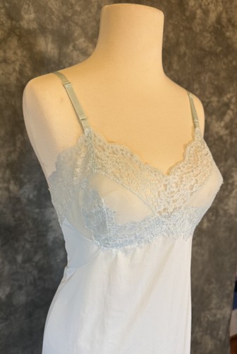 1960 70s vtg vassarette - 1960/70s,