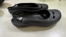 New without tags Jayna crocs