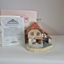 David Winter The Boat House Cottage Figurine British Traditions