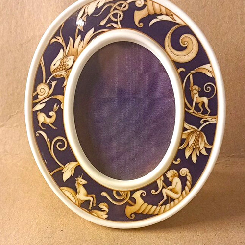 Wedgwood bone china oval - bone,