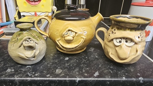 Pretty ugly pottery wales mug - ugly,