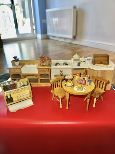 Stunning dolls house kitchen