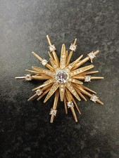 Vintage Nina Ricci Avon Star, Gold Coloured Starburst Brooch