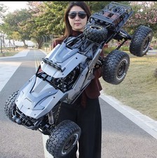 1:6 Scale Remote Control Car 10KM/H RC Car 4x4 Off-Road 6 Wheels Alloy Trucks