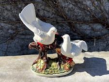 Vintage white Doves, 27.5 cm high.