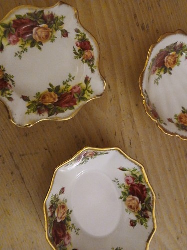 Three trinkent dishes - trinkent,
