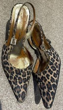 🤎BEVERLY FELDMAN RUSSELL &