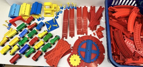 Mettoy playcraft train set red - mettoy,