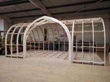 Glamping Pod (CENTER DOOR