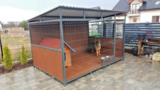 Dog kennel and Run Windbreaker