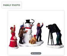 Lemax, 2004 Village Collection, "FAMILY PHOTO", Set of 3 Figurines #42890