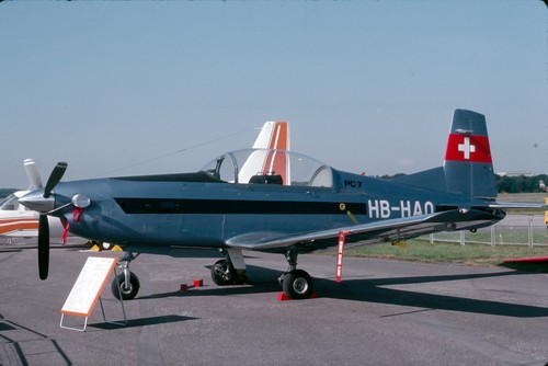 Pilatus hao at - pilatus, pc-7,
