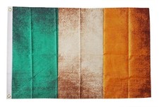 REPUBLIC OF IRELAND GRUNGE 5x3