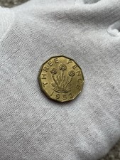 1952 Brass Threepence 3 Pence