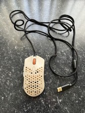 Final Mouse Ultra Light Cape
